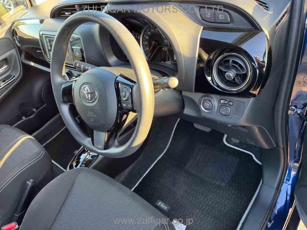 TOYOTA VITZ 2019 Image 6