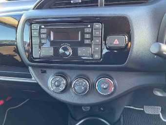 TOYOTA VITZ 2019 Image 7