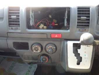 TOYOTA REGIUSACE 2014 Image 12