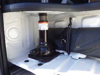 TOYOTA REGIUSACE 2014 Image 19