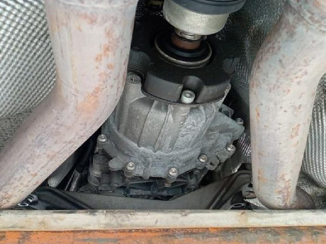 AUDI S4 AVANT 2011 Image 20