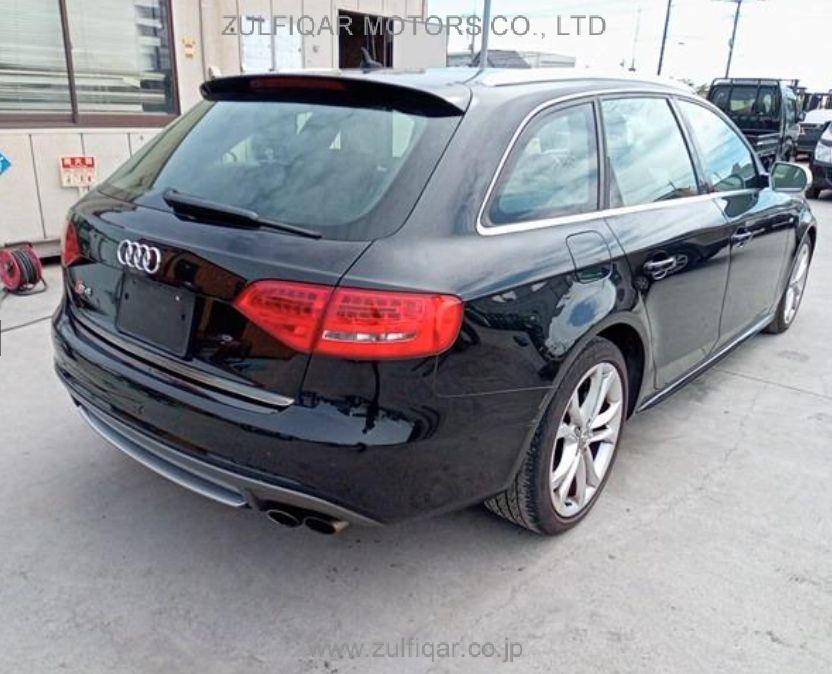 AUDI S4 AVANT 2011 Image 3