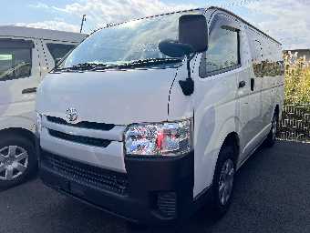 TOYOTA REGIUSACE 2017 Image 11