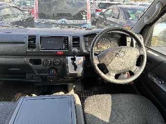 TOYOTA REGIUSACE 2017 Image 3