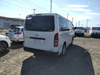 TOYOTA REGIUSACE 2017 Image 2