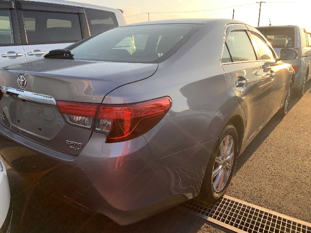TOYOTA MARK X 2016 Image 22