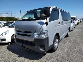 TOYOTA REGIUSACE 2017 Image 1