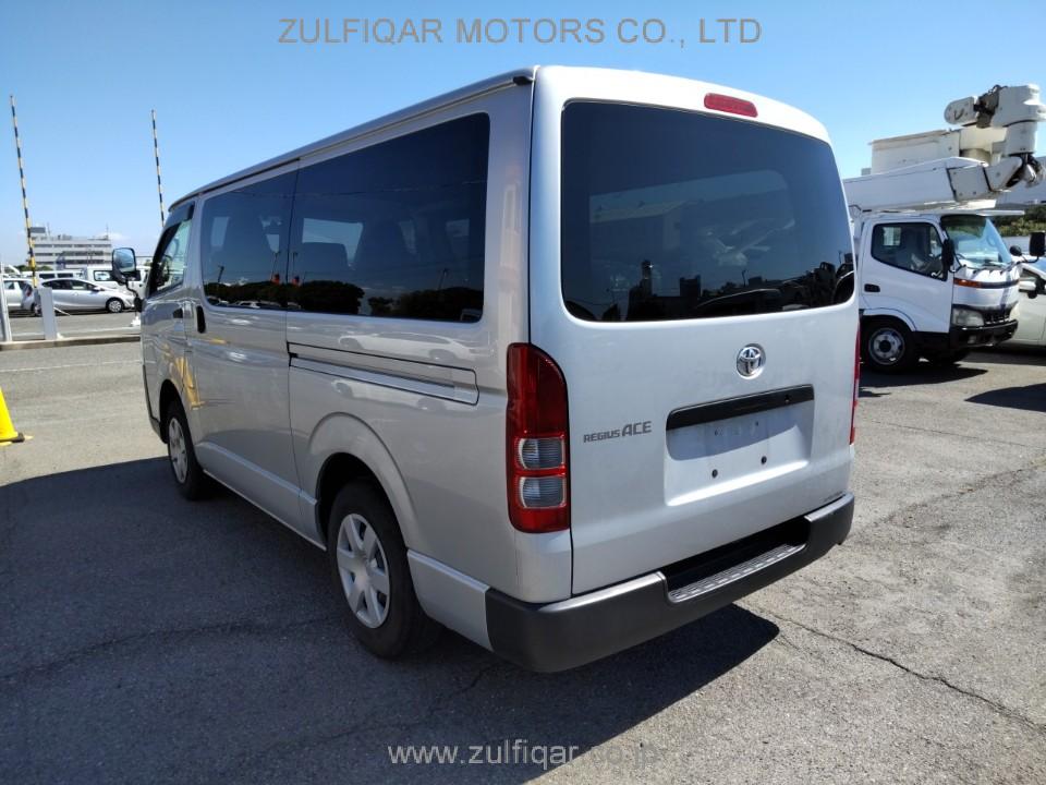 TOYOTA REGIUSACE 2017 Image 5
