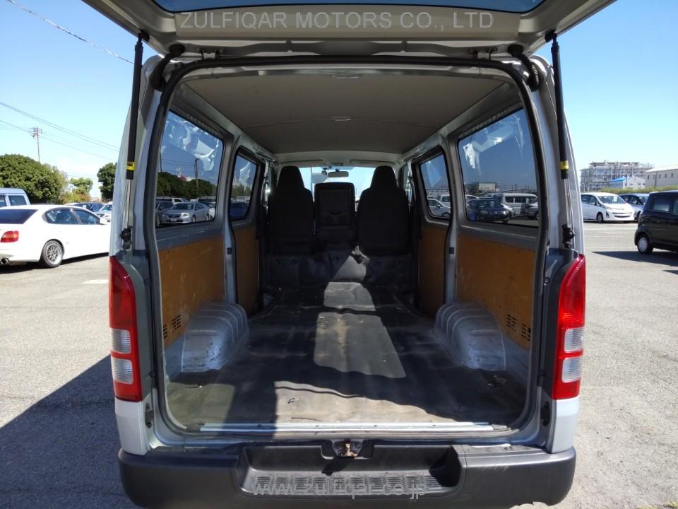 TOYOTA REGIUSACE 2017 Image 7