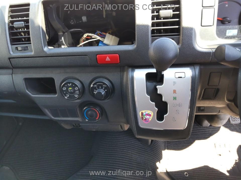 TOYOTA REGIUSACE 2017 Image 10