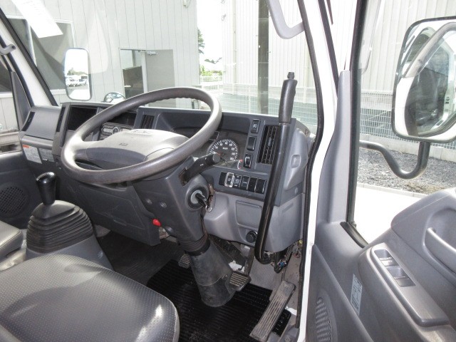 ISUZU ELF DUMP TRUCK 2017 Image 25