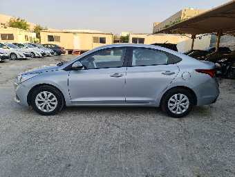HYUNDAI ACCENT 2019 Image 2