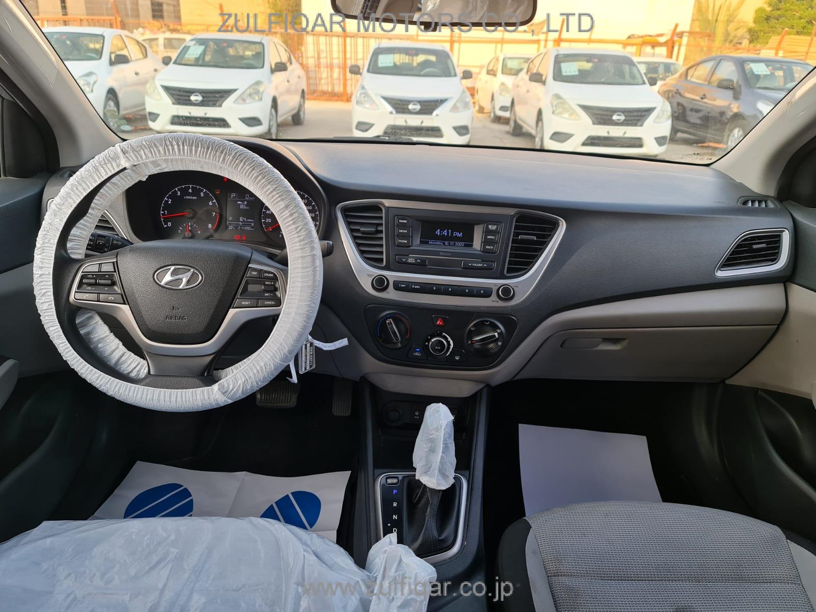 HYUNDAI ACCENT 2019 Image 11