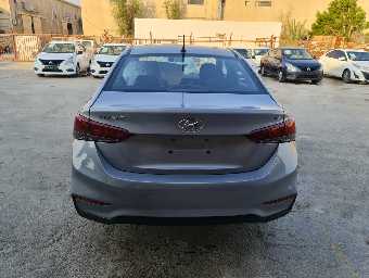 HYUNDAI ACCENT 2019 Image 4