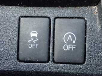 TOYOTA COROLLA FIELDER 2017 Image 6