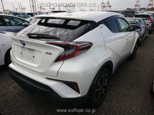 TOYOTA C-HR 2017 Image 21