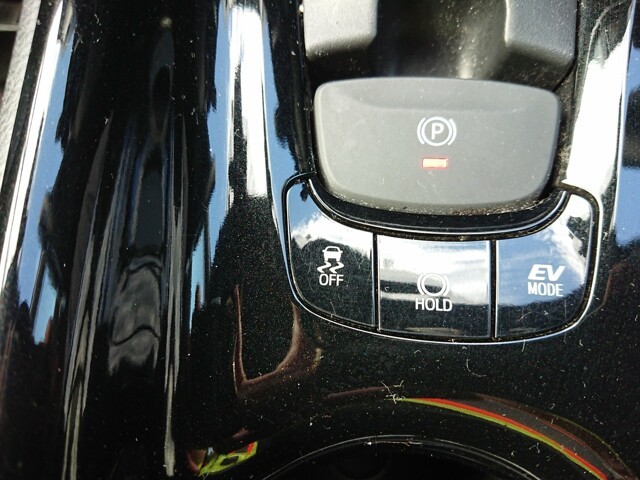 TOYOTA C-HR 2017 Image 30