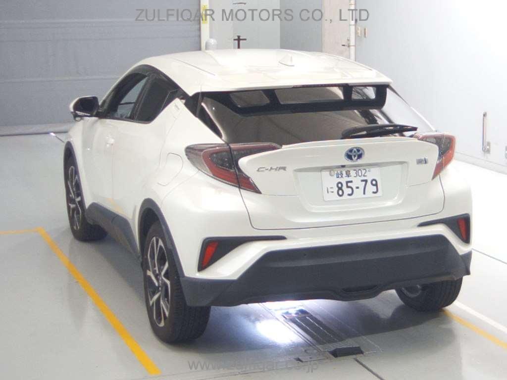 TOYOTA C-HR 2017 Image 6