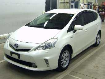 TOYOTA PRIUS ALPHA 2012 Image 1