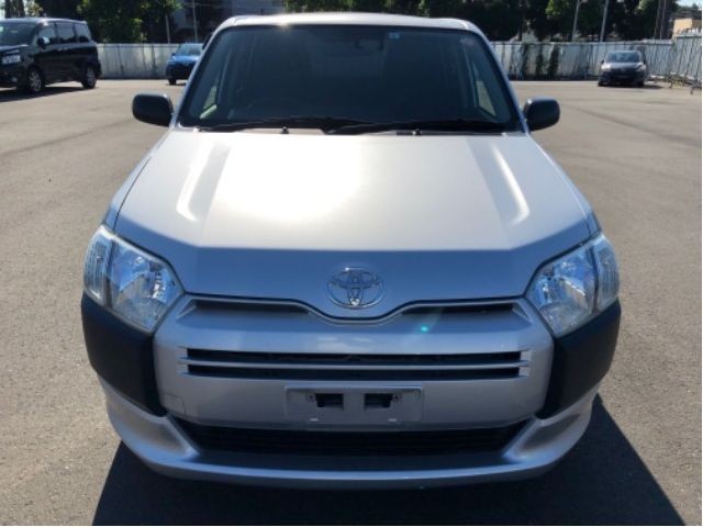 TOYOTA PROBOX 2017 Image 19