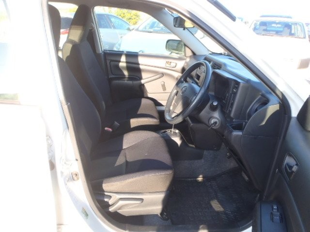 TOYOTA PROBOX 2017 Image 19