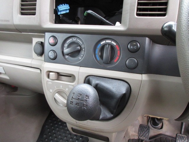 SUZUKI EVERY 2008 Image 19