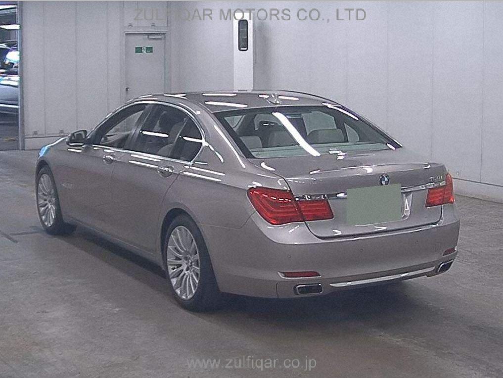 BMW 7 SERIES 2009 Image 2