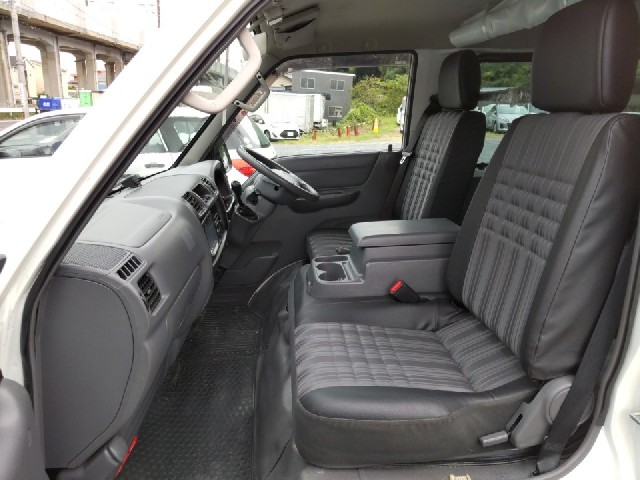 MAZDA BONGO 2017 Image 20