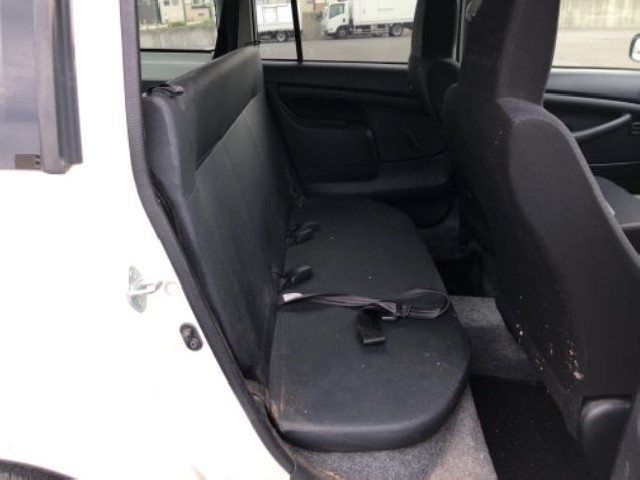 TOYOTA SUCCEED 2017 Image 22