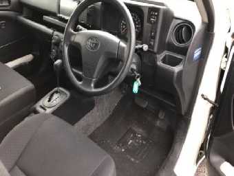 TOYOTA SUCCEED 2017 Image 4