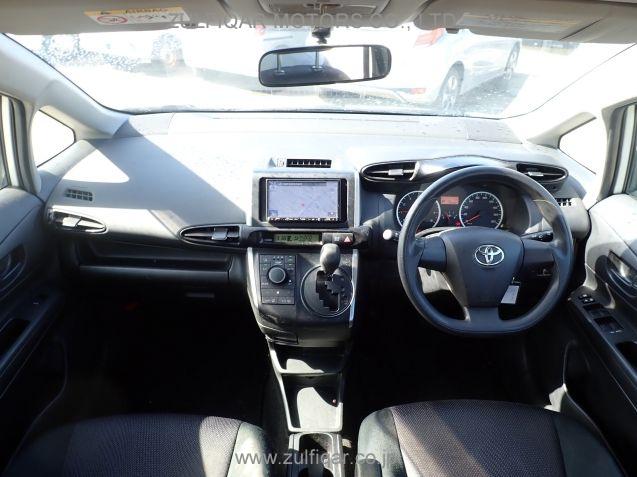 TOYOTA WISH 2017 Image 3