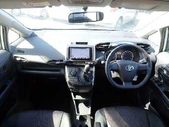 TOYOTA WISH 2017 Image 3