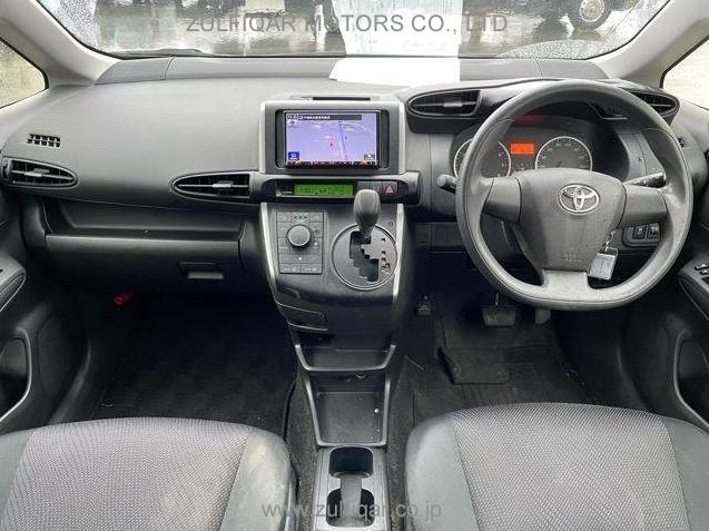 TOYOTA WISH 2017 Image 22