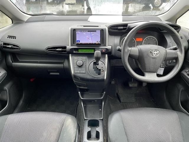 TOYOTA WISH 2017 Image 22