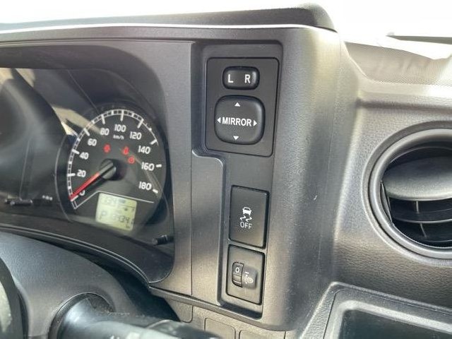 TOYOTA PROBOX 2017 Image 26