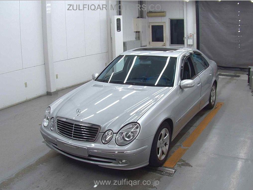 MERCEDES BENZ E CLASS 2002 Image 4