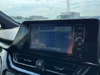 TOYOTA C-HR 2017 Image 21