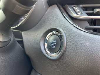 TOYOTA C-HR 2017 Image 28