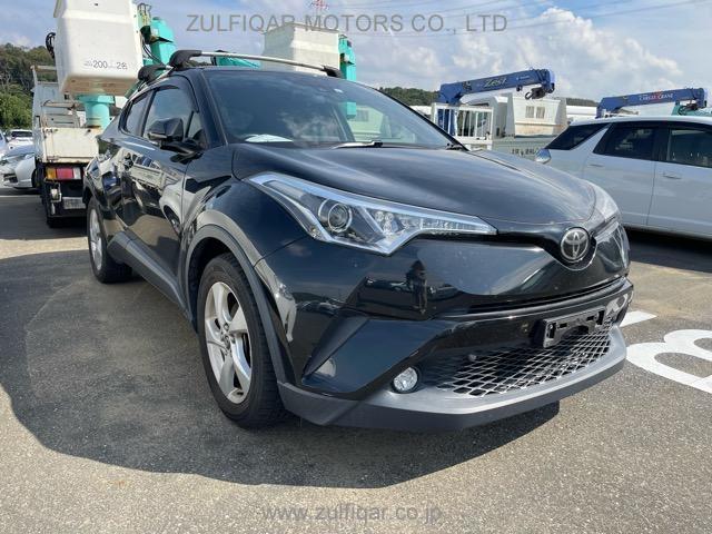 TOYOTA C-HR 2017 Image 7