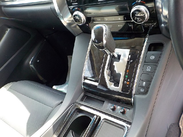 TOYOTA ALPHARD 2021 Image 27