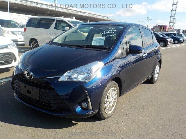 TOYOTA VITZ 2018 Image 20