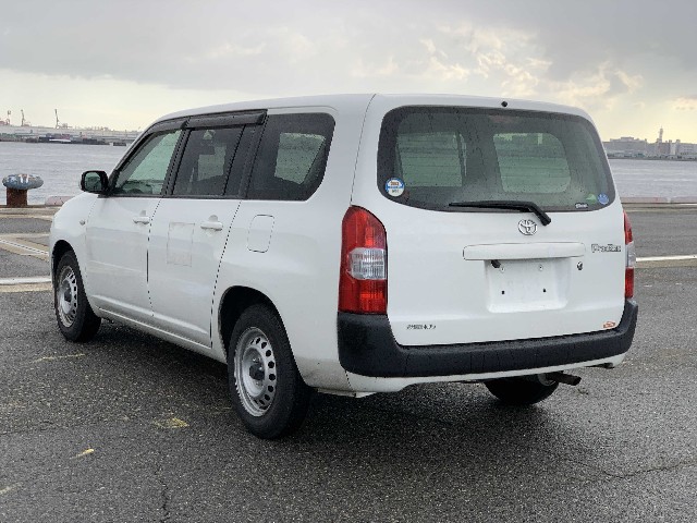 TOYOTA PROBOX 2017 Image 20