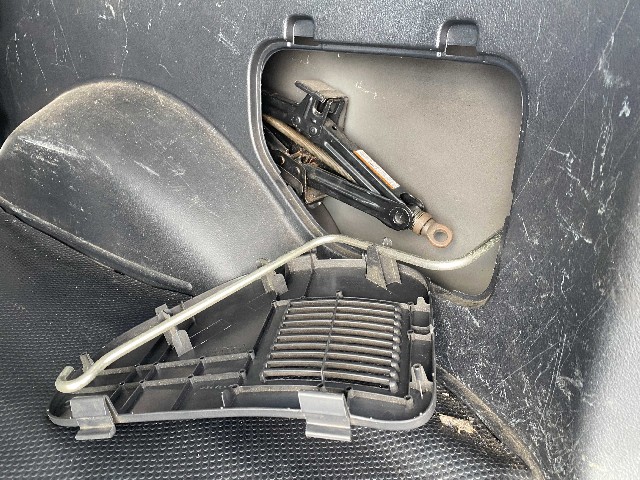 TOYOTA PROBOX 2017 Image 23