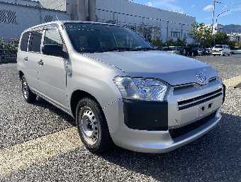 TOYOTA SUCCEED 2017 Image 13