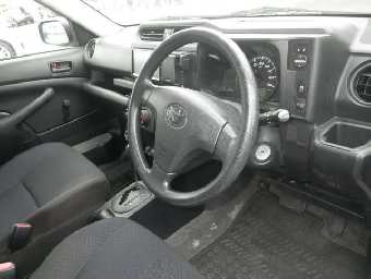 TOYOTA SUCCEED 2017 Image 5