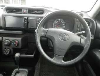 TOYOTA SUCCEED 2017 Image 6