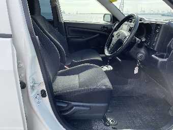 TOYOTA SUCCEED 2017 Image 9