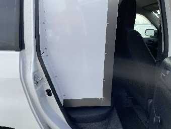 TOYOTA SUCCEED 2017 Image 10