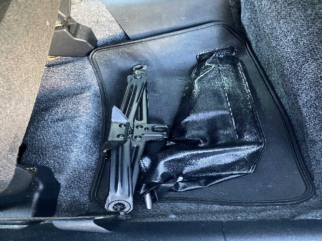 TOYOTA SUCCEED 2017 Image 26