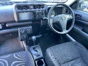 TOYOTA SUCCEED 2017 Image 5